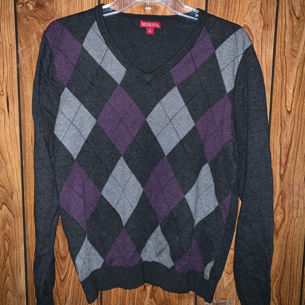 Men’s Merona V-Neck S Argyle Sweater Grey Purple.